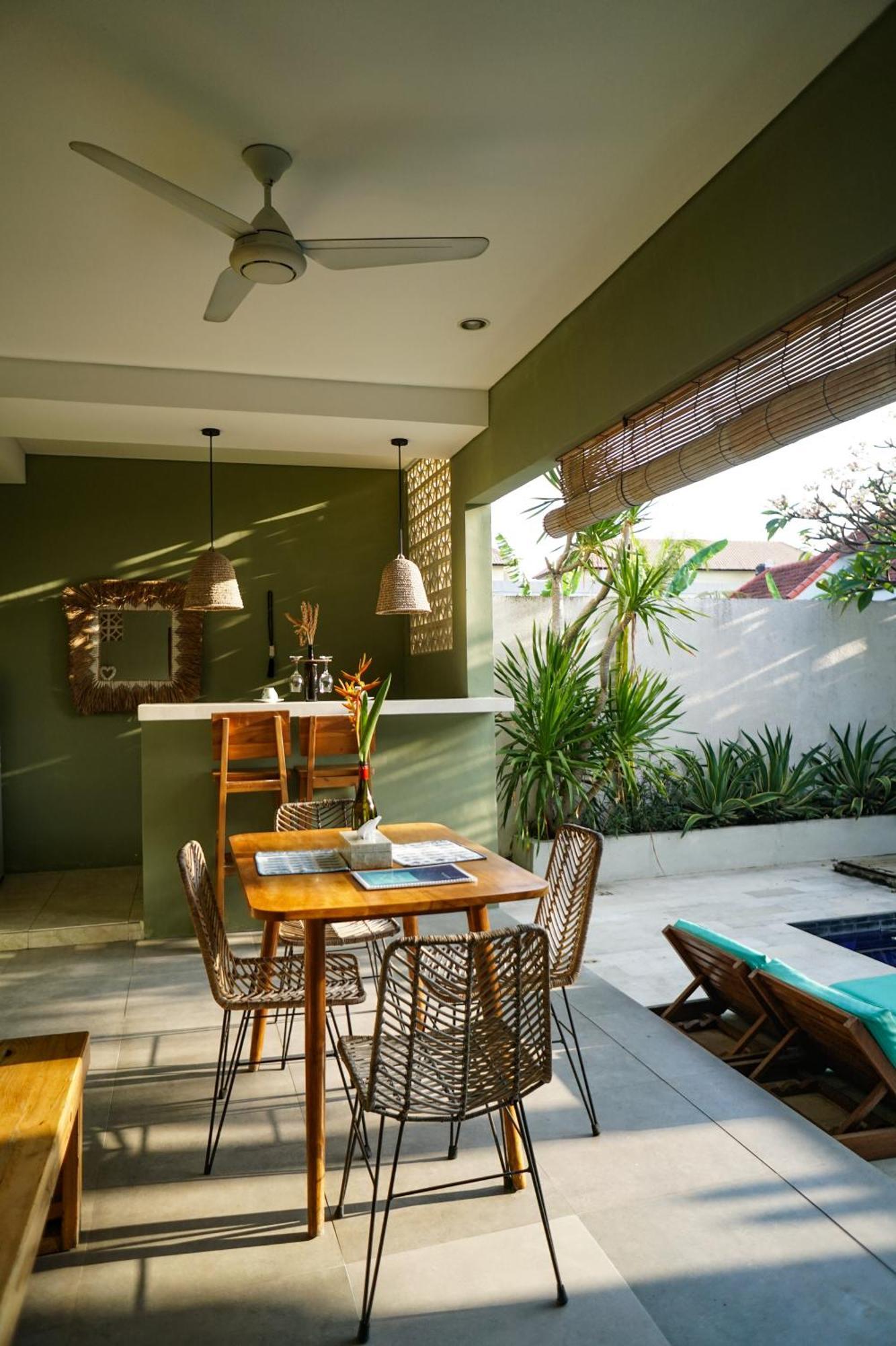 Kiki Village Bathtub And Living Room Canggu Екстериор снимка