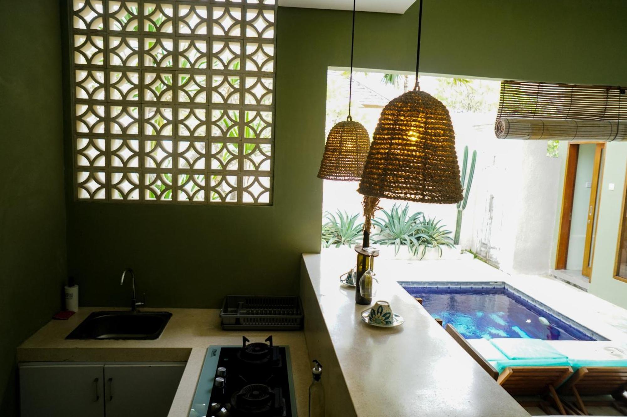 Kiki Village Bathtub And Living Room Canggu Екстериор снимка